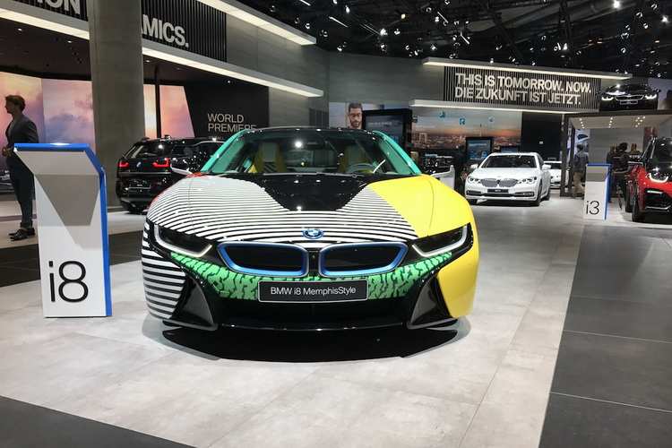 五彩斑斓的宝马i8你见过吗？法兰克福车展就有那么一辆