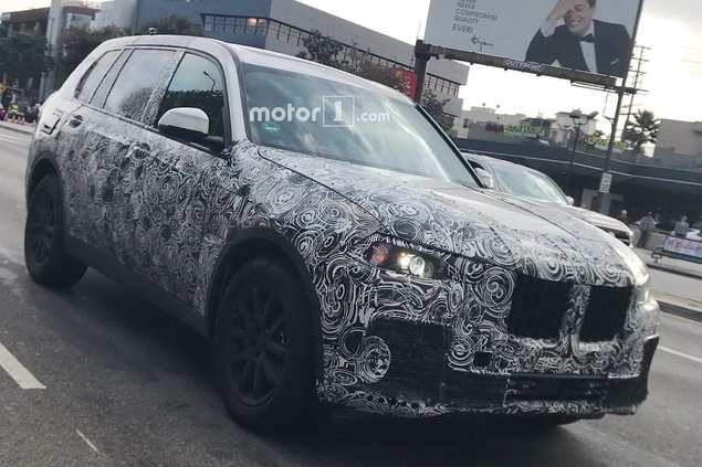 预计2018年投入生产 宝马X7路试谍照曝光