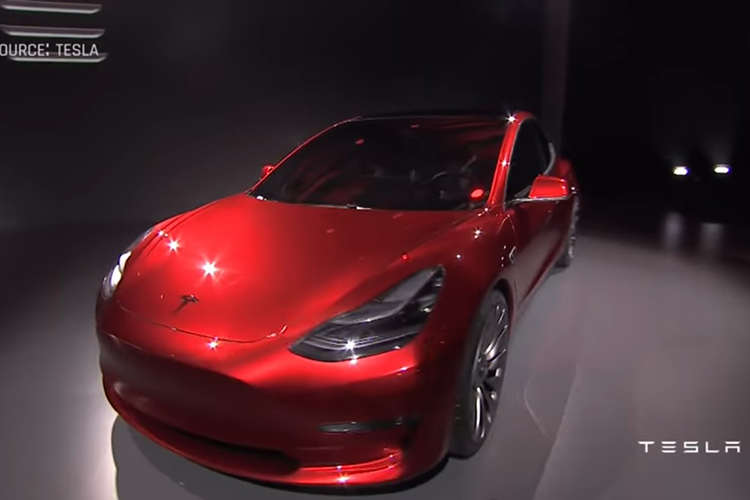 刚刚忽悠我买Model 3，现在特斯拉Model Y公布中国售价43.5万起