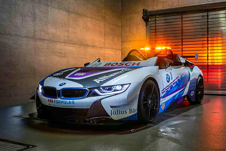 bmw-i8-roadster-safety-car