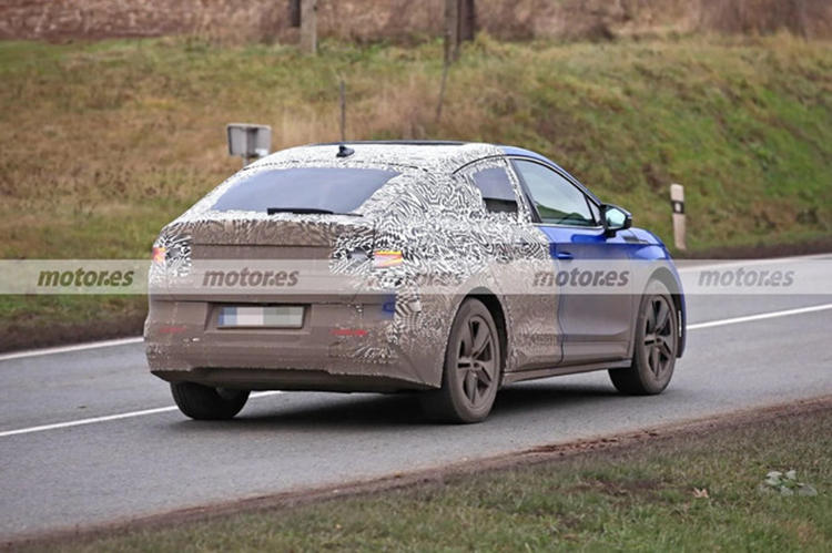 e4443699-4e59-4cf3-afeb-db382e603657_630_w0