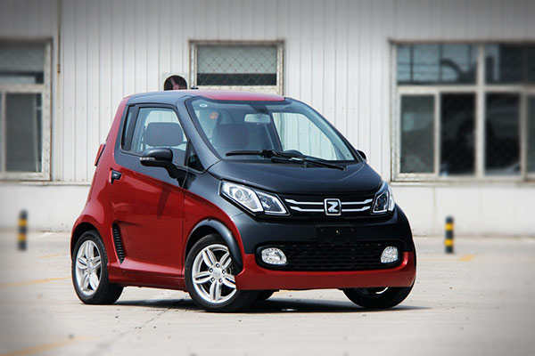 锁定年轻用户 众泰E200实拍解析