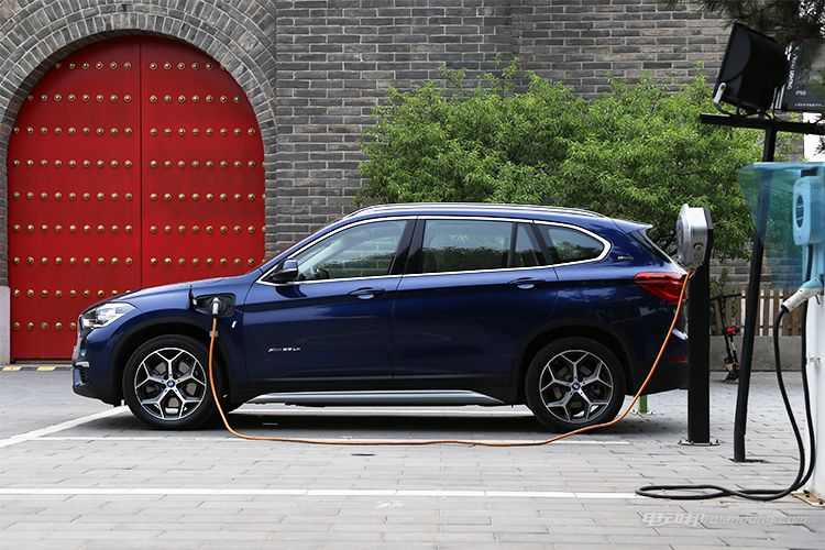 39.88万只是看上去很贵 试驾宝马X1插电混动版有感