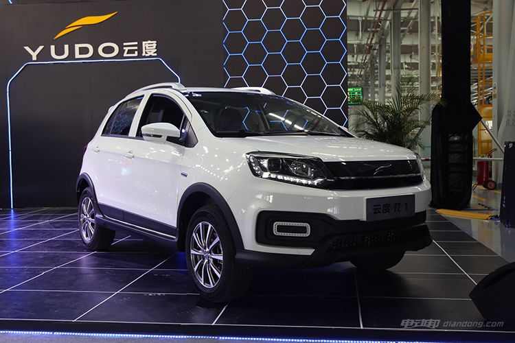 综合续航里程330km是亮点 云度小型电动SUV π1正式发布