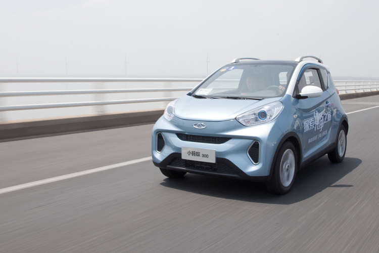 试驾奇瑞eQ1小蚂蚁300 邦老师用7个问题告诉你值不值得买