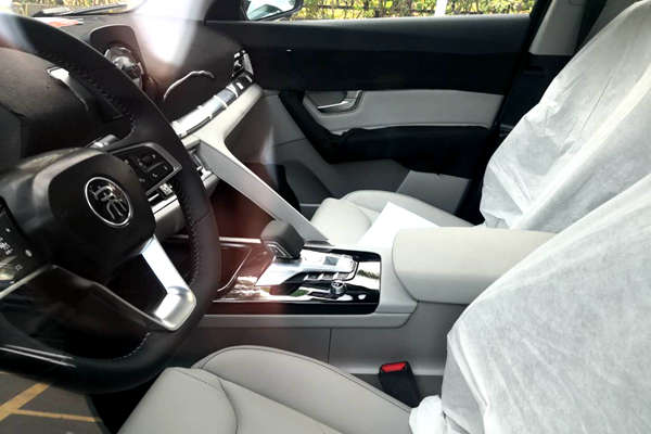 比亚迪新款宋DM or 宋Pro DM？老司机们来鉴定一下