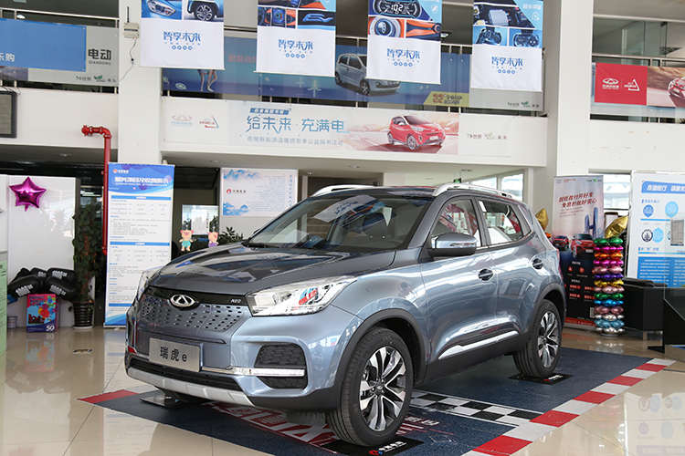 15万元以内的预售价是最大优势 奇瑞新能源瑞虎e到店实拍