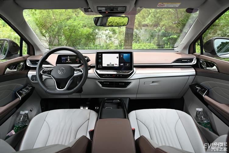 恬淡如水,简单体验上汽大众id.6 x纯电七座suv